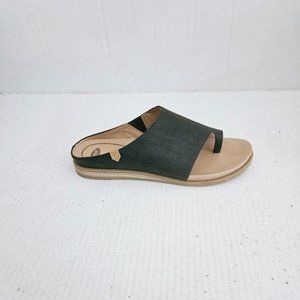 DR Scholl’s Women’s Black Slip-on Leather Sandals